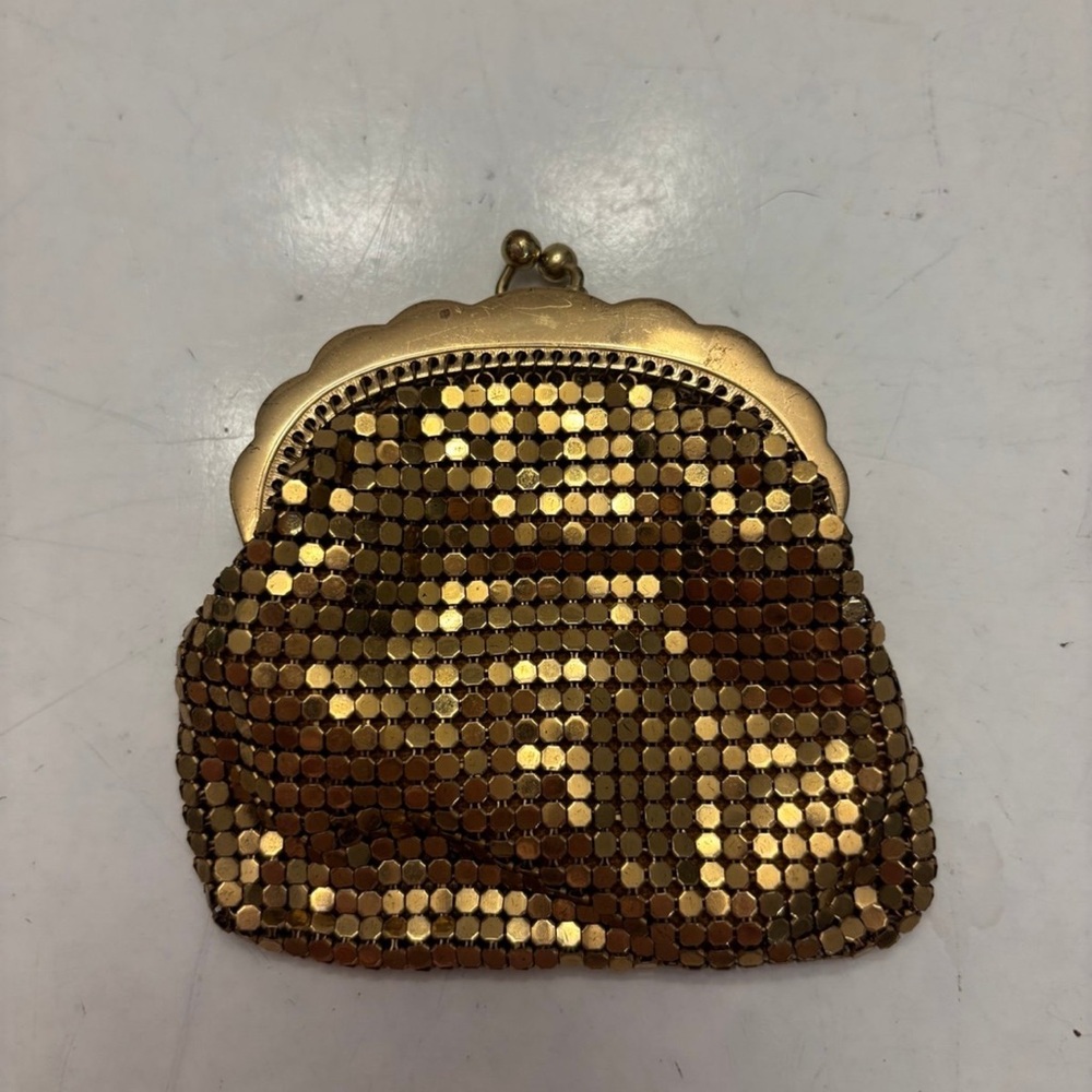 Vintage Gold Mesh Coin Purse with Clasp